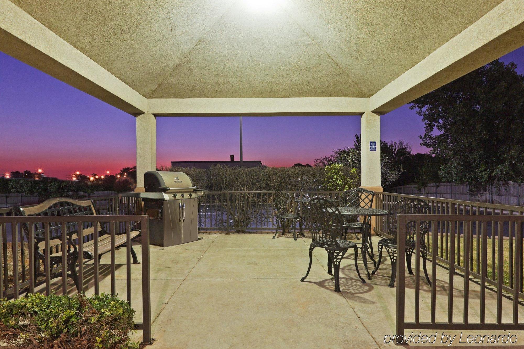 Sonesta Simply Suites Oklahoma City Airport المطعم الصورة